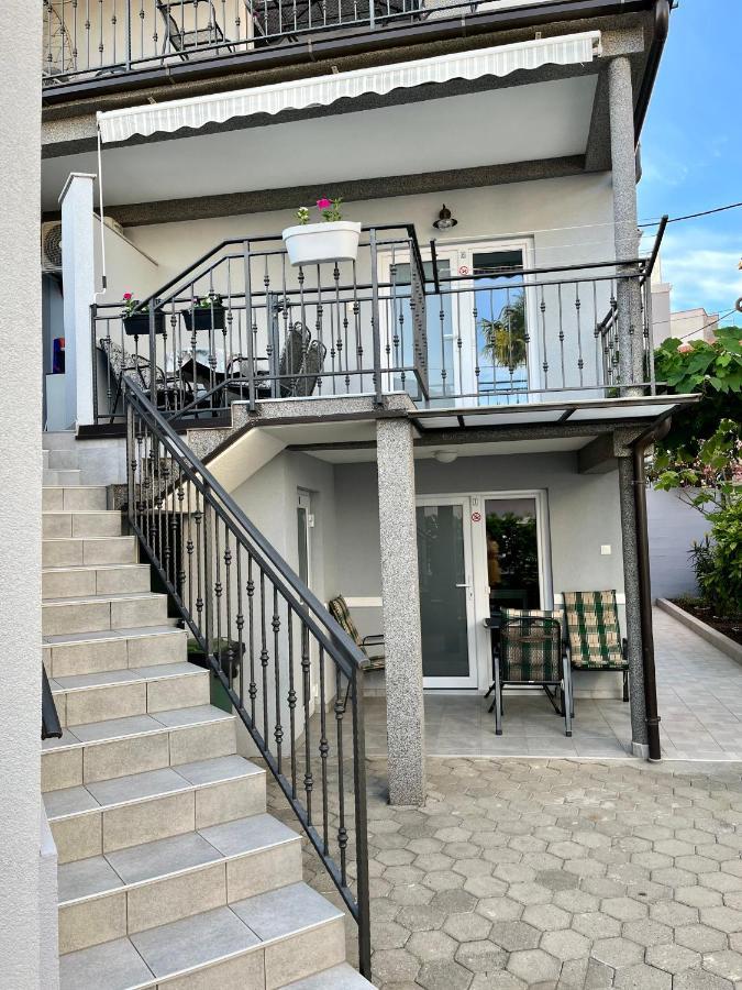 Apartmani Marina تْسْغيكفانِتْسا المظهر الخارجي الصورة